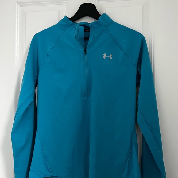 Under Armour Run Bundle Set of 4 Pieces Size Small Jacket, Capri, Tank, Bra, - Picture 4 of 16